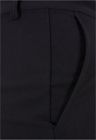 Wide leg Pantaloni con pieghe di Urban Classics in nero