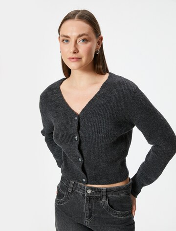 Koton Strickjacke in Grau