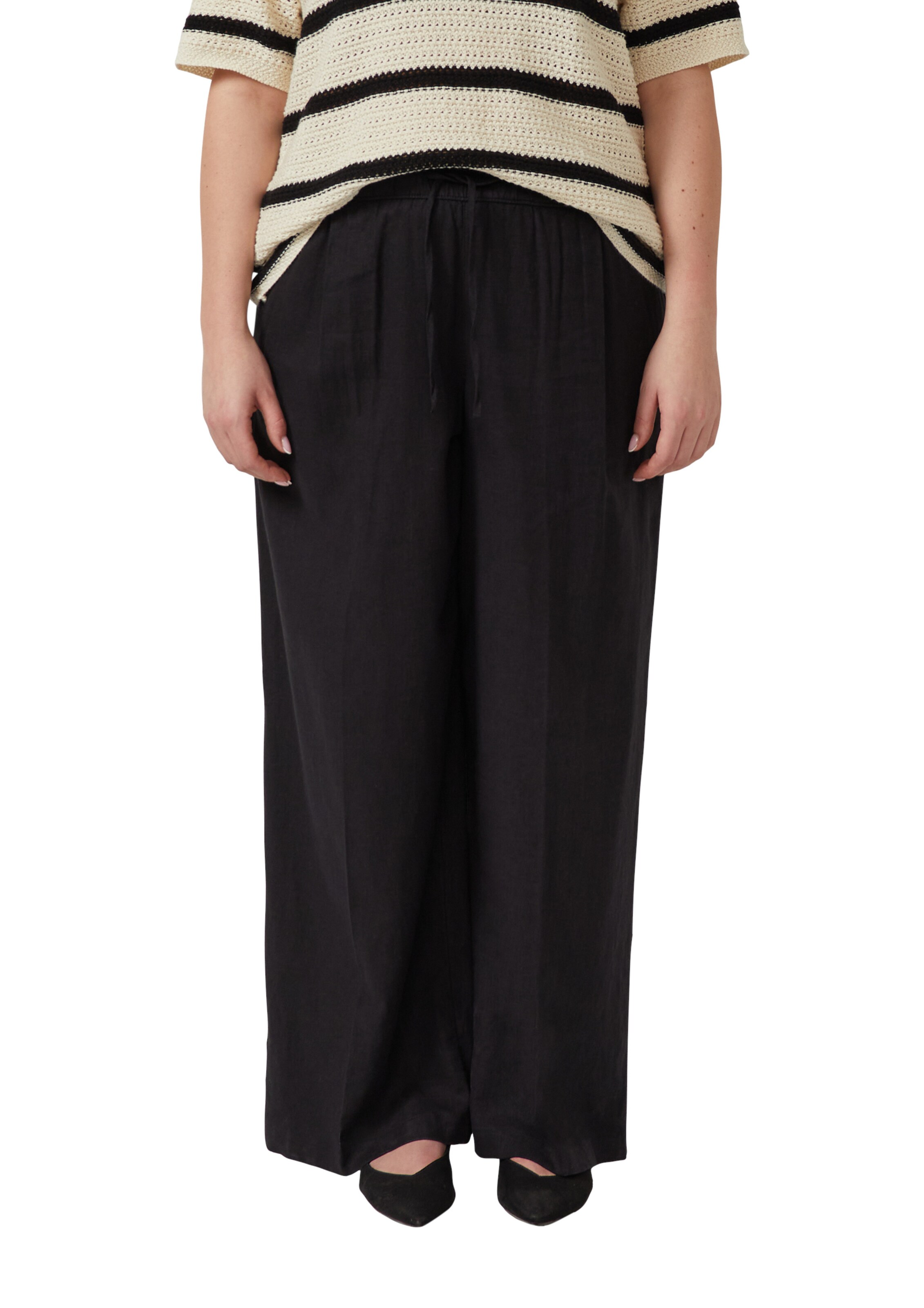 s.Oliver Wide Leg Hose in Schwarz
