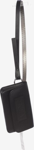 DKNY Handtasche klein Leder One Size in Schwarz: predná strana