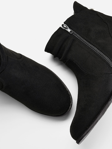 bonprix Stiefelette in Schwarz
