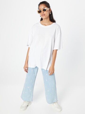 T-shirt oversize WEEKDAY en blanc