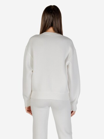 GUESS - Sudadera 'CECILIA CN V4BQ15 K7UW2' en beige