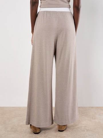 Apricot Wide Leg Mini Dogtooth Soft Wide Leg Trousers ' ' in Beige