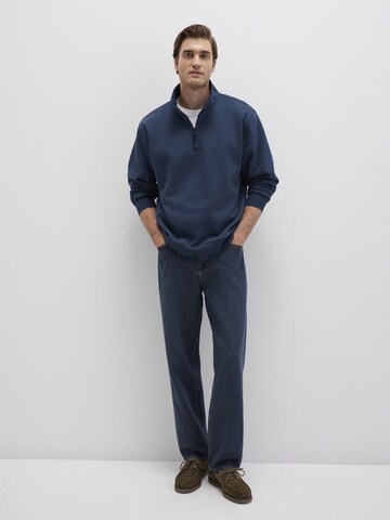 Mavi Pullover in Blau