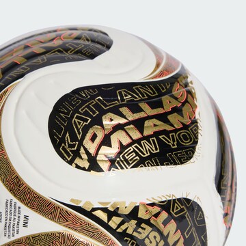 ADIDAS PERFORMANCE - Pelota 'FIFA Fussball-Weltmeisterschaft 26™ Trionda Finals' en blanco