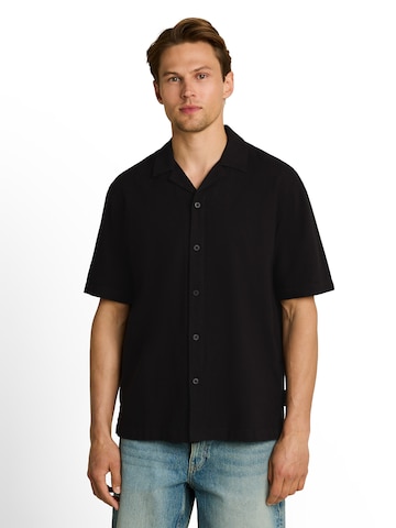 TOM TAILOR DENIM - Ajuste confortable Camisa en negro: frente