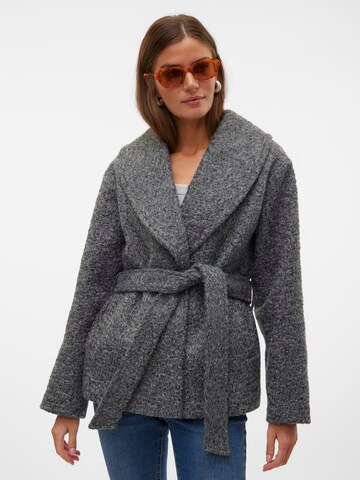 VERO MODA Between-Season Jacket 'VMElitebergen' in Grey: front