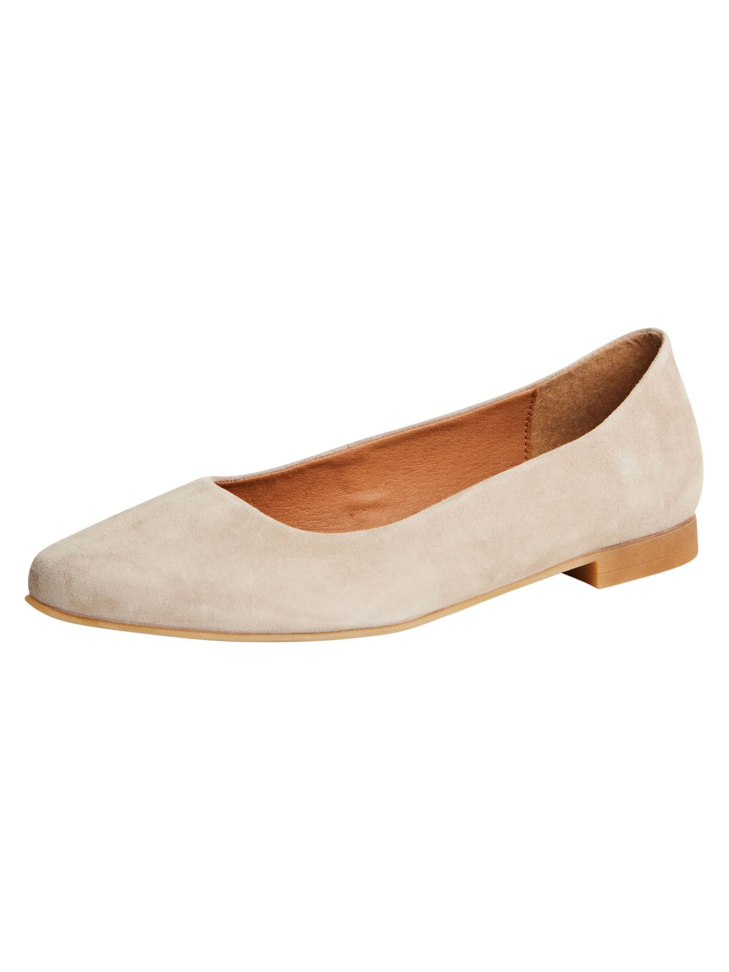 Tamaris Ballerina in Beige: front