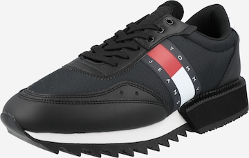 Tommy Jeans Sneakers in Black: front