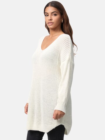 Elara Pullover in Weiß