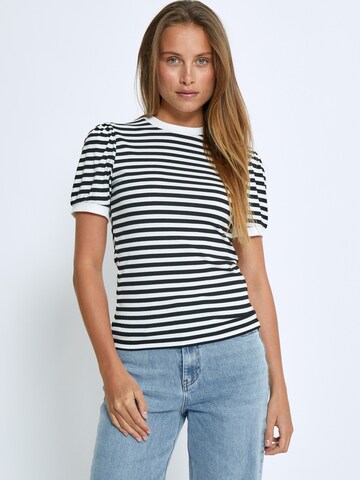 minus T-Shirt 'Johanna' in Schwarz: Vorderseite
