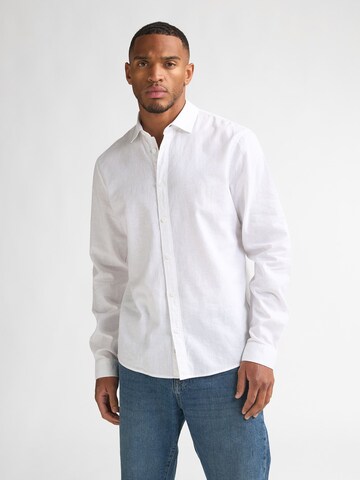 PETROL INDUSTRIES MEN Regular Fit Hemd‌‌‌‌‌‌‌‌‌ in Weiß: Vorderseite