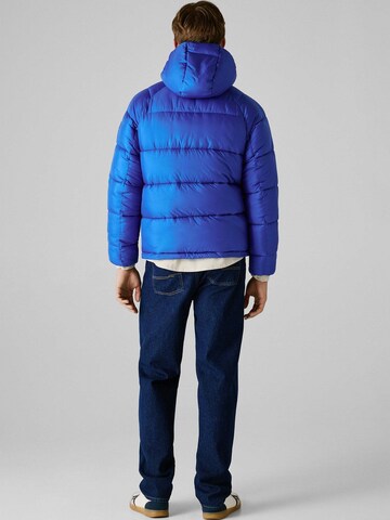 Giacca di mezza stagione 'MICRO RIPSTOP PUFFER' di Red Bull Racing x Pepe Jeans in blu