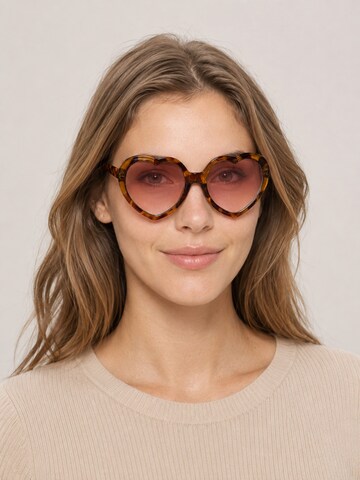 COLLEZIONE ALESSANDRO Sunglasses 'Heart' in Pink