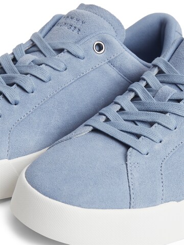 TOMMY HILFIGER Sneaker in Blau