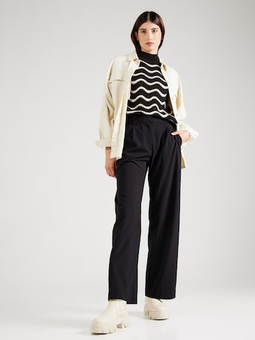 WEEKDAY Wide leg Pleat-front trousers in Black