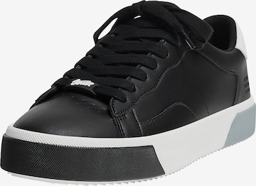 Pull&Bear Sneakers laag in Zwart: voorkant