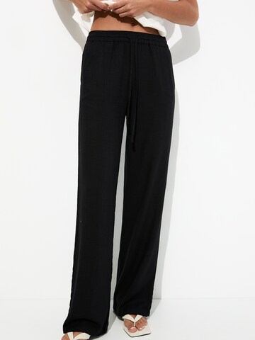 Pull&Bear Wide Leg Hose in Schwarz