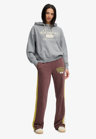 Superdry & Co Sweatshirt 'Essential' in Grijs