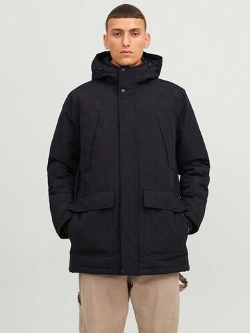 JACK & JONES Winter Parka in Black: front