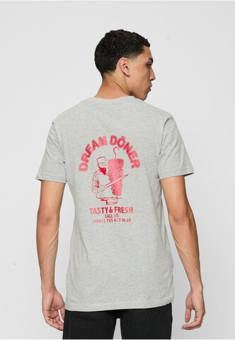 T-Shirt 'Dream Kebab' Mister Tee en gris : devant