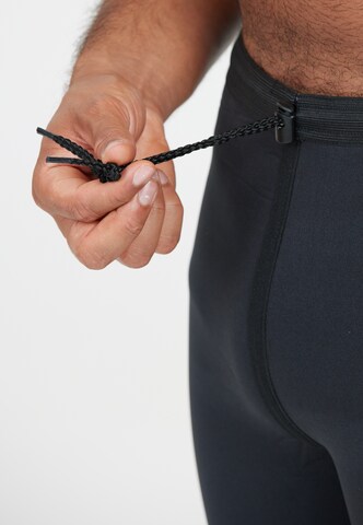 ENDURANCE Skinny Shorts 'Protech' in Schwarz