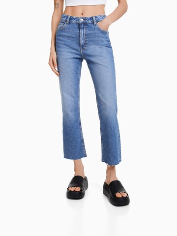 Bershka Flared Jeans in Blauw: voorkant