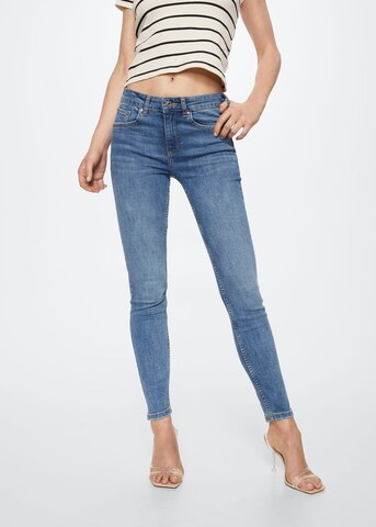 MANGO Skinny Jeans in Blue: front