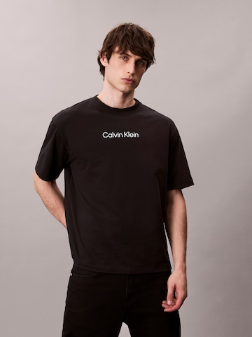 Calvin Klein Μπλουζάκι σε μαύρο: μπροστά