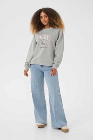 Cream Sweatshirt 'Mirabella' i grå