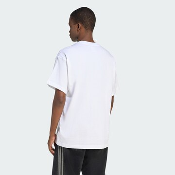 T-Shirt 'Smile Treffy' ADIDAS ORIGINALS en blanc