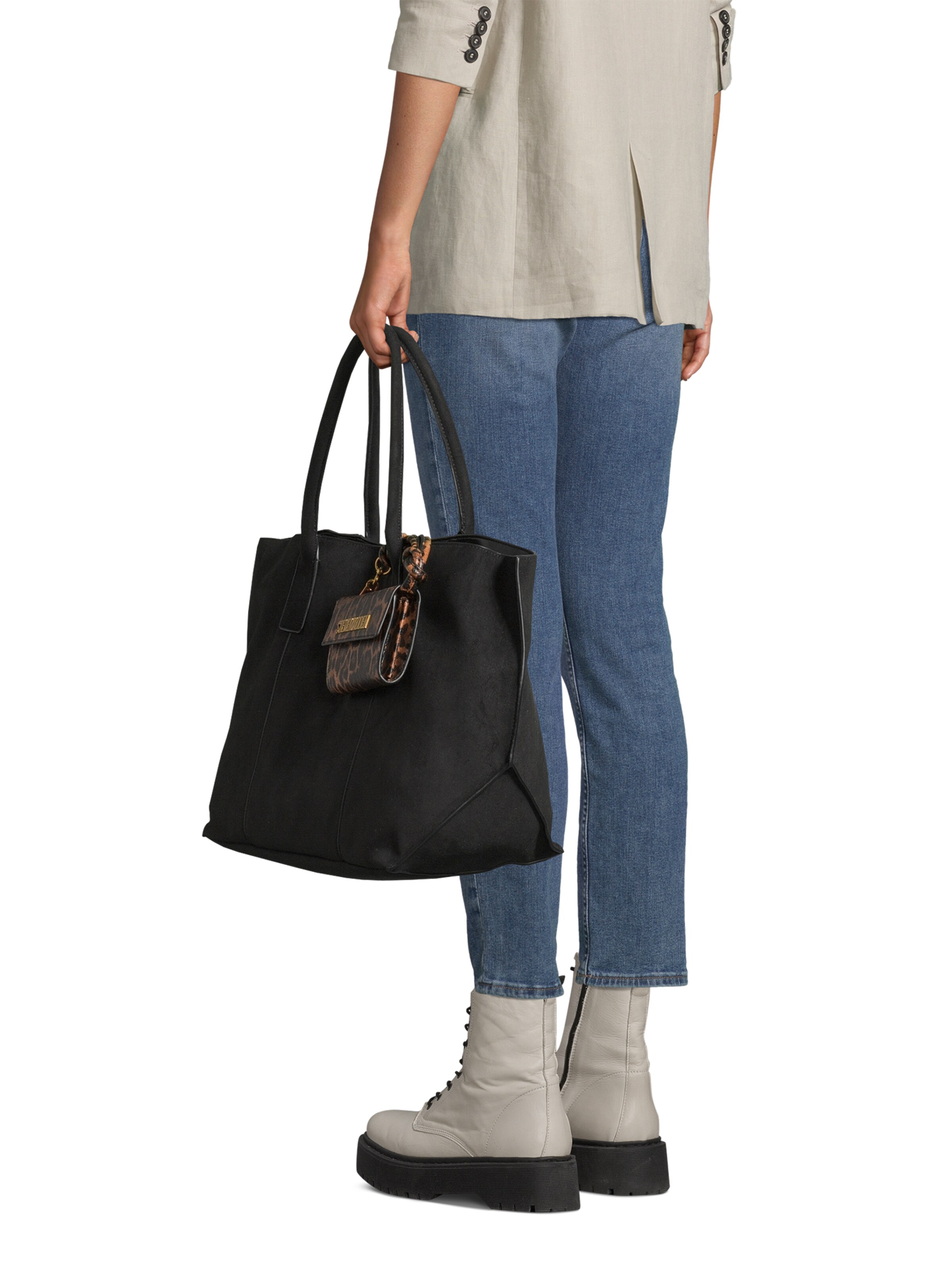 STEVE MADDEN Shopper 'Bantonia' in Black