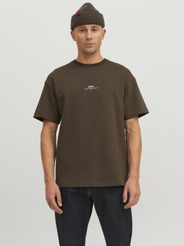 T-Shirt R.D.D. ROYAL DENIM DIVISION en marron : devant
