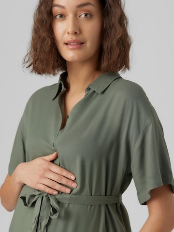 Vero Moda Maternity Košilové šaty 'BUMPY' – zelená