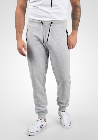 !Solid Regular Pants in Grey: front