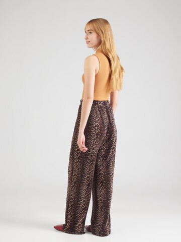 Wide leg Pantaloni 'PCFlora' de la PIECES pe negru