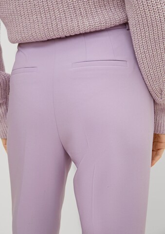 Regular Pantalon à plis COMMA en violet
