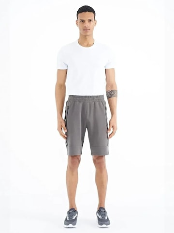 Regular Pantalon Tommy Life en gris