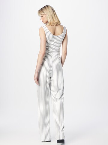 Tuta jumpsuit 'Felia' di ONLY in bianco