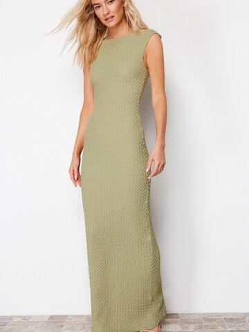 Trendyol Φόρεμα σε πράσινο