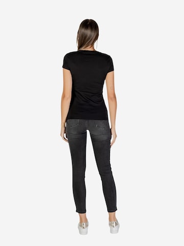 Maglietta 'XW001457 AF10356' di ARMANI EXCHANGE in nero