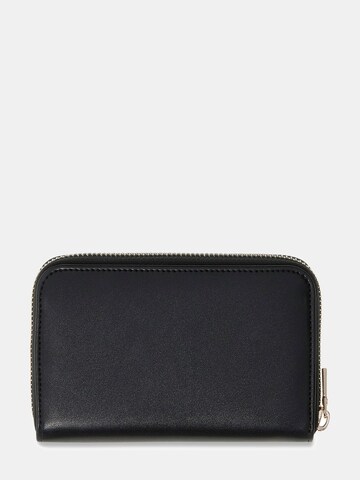 GUESS Wallet 'Janie' in Black