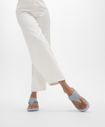 FitFlop T-Bar Sandals in Blue