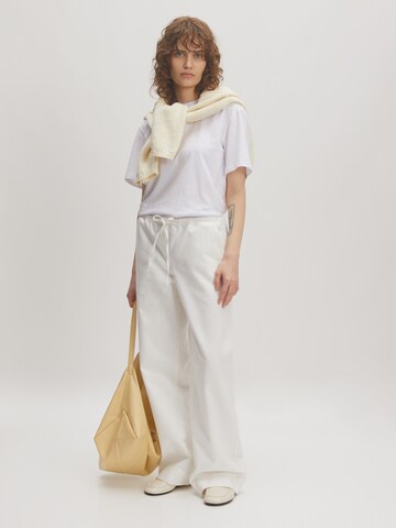 regular Jeans 'Mabel' di EDITED in bianco