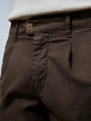 Scalpers Slimfit Chinohose in Braun