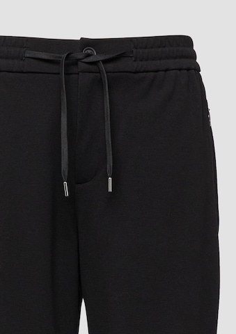 Regular Pantaloni de la s.Oliver pe negru
