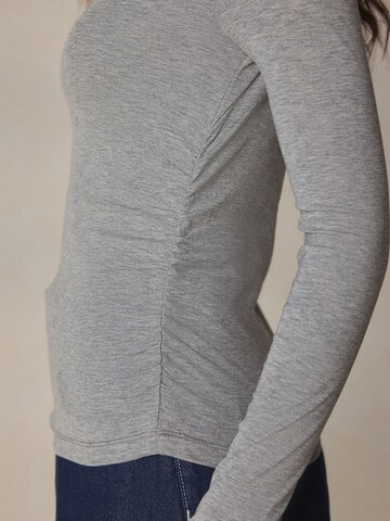 NextMajica - siva boja