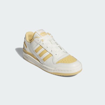 ADIDAS ORIGINALS Σνίκερ χαμηλό 'Forum' σε μπεζ