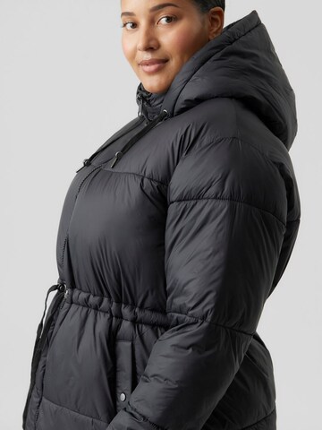Vero Moda Curve Zimní bunda – černá